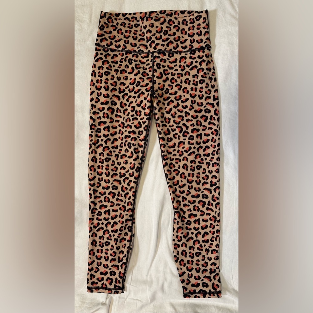 Fabletics PowerHold Light Bonfire Meru Cheetah Print High Waist 7/8 Leggings S